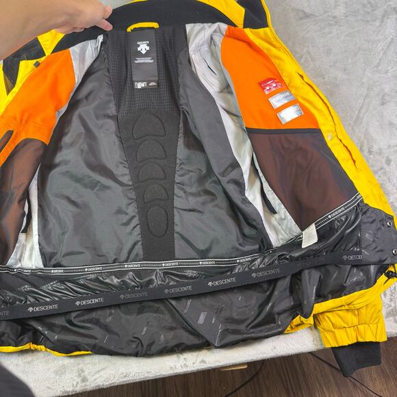 Descente Spain WC D2-8618 Exclusive model yellow gorpcore ski jacket mens XL - Picture 3 of 10